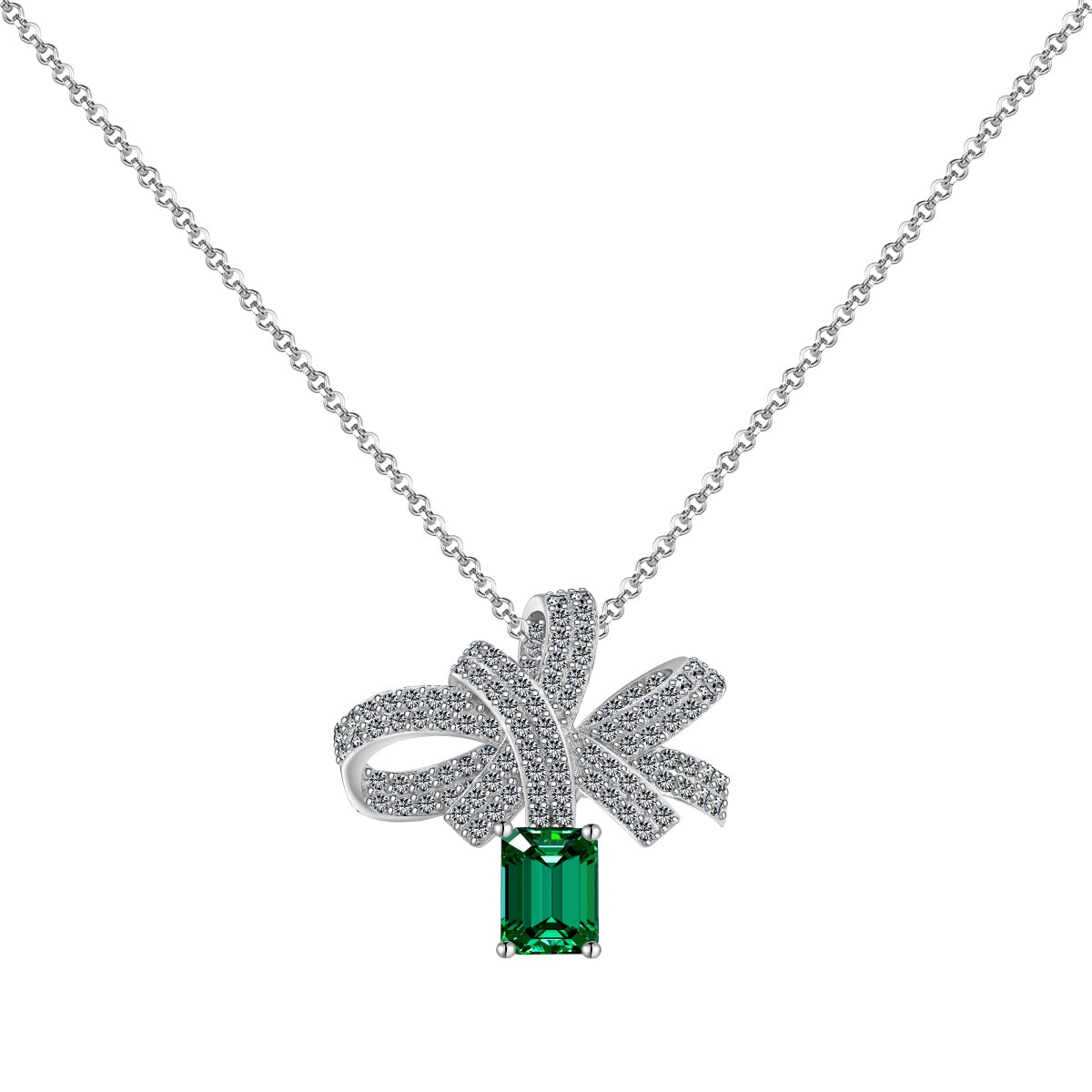 [Tonmkive Jewelry]Luxurious Flower Shape Emerald Cut Necklace